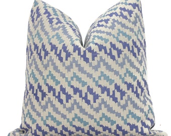 Funda de almohada Christopher Farr Ripple: almohada decorativa de lino azul aguamarina