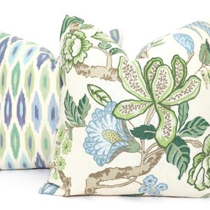 Schumacher Huntington Garden Pillow Cover: Timothy Corrigan Paradise Floral Linen Toss Pillow image 3