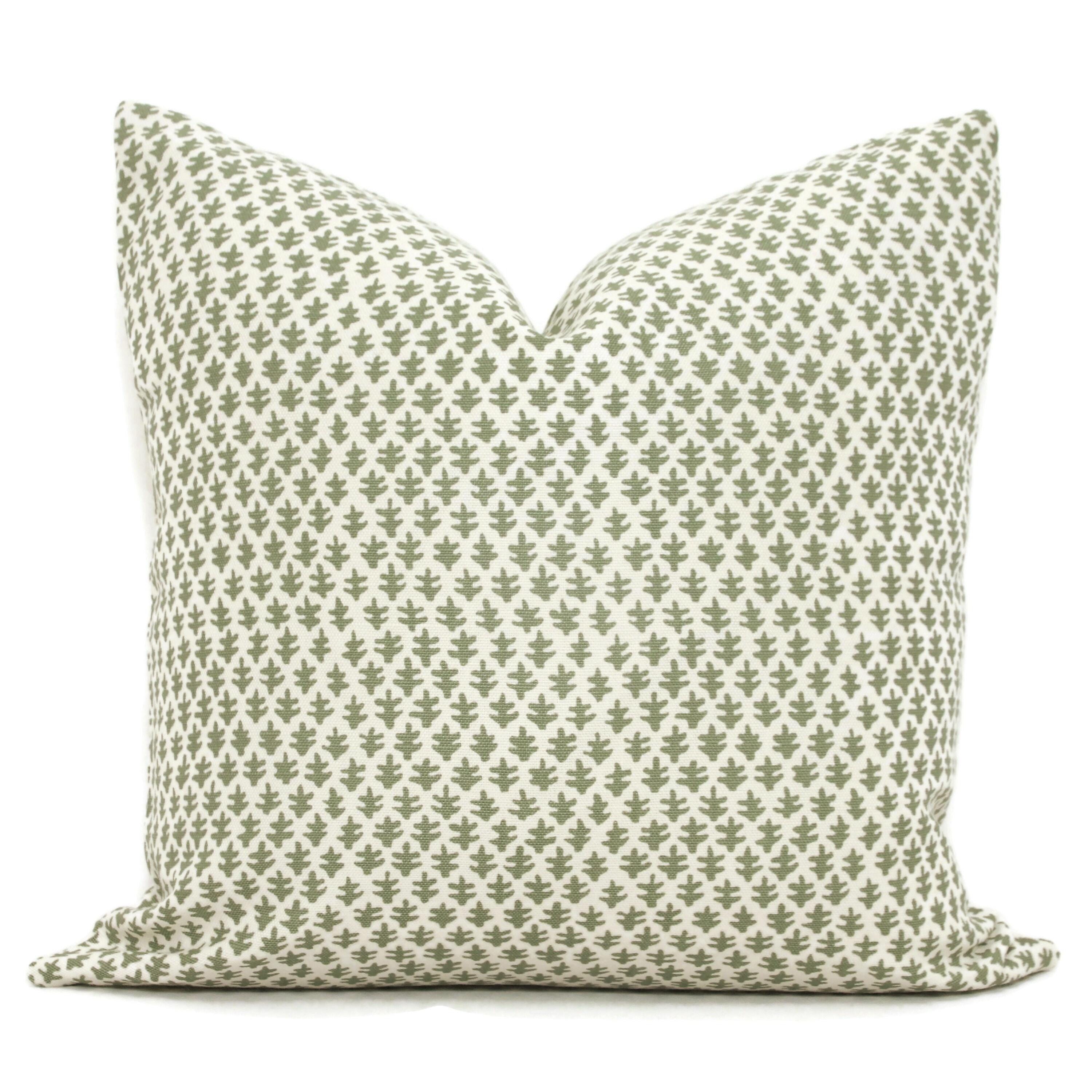 Sister Parish Burmese 14x36 Pillow Cover: Fern Green Olive Leaf