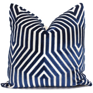 Decorative Pillow Cover in Schumacher Bleu Vanderbilt Velvet, 18&quot; 20&quot;, 22&quot;, 24&quot;, 26&quot; or lumbar pillow cover throw pillow chevron blue velvet
