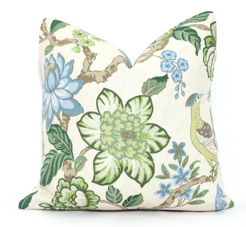 Schumacher Huntington Garden Pillow Cover: Timothy Corrigan Paradise Floral Linen Toss Pillow image 2