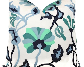 Funda de almohada decorativa Potalla para exteriores, diseño floral azul cuadrille de Alan Campbell RMT