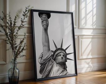 World Landmark | Statue of Liberty Print | Minimalist Black and White NYC Poster