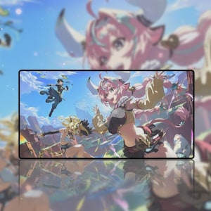 Könnte beinhalten: Rechteckiges Mauspad mit einer lebendigen Anime-Illustration von Charakteren in einer dynamischen Action-Szene. Das Kunstwerk zeigt einen blauen Himmelshintergrund mit detaillierten Figuren, darunter eine Figur mit rosa Haaren und Hörnern.