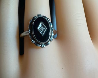 Vintage 10K White Gold Black Onyx Ring with Accent Diamond