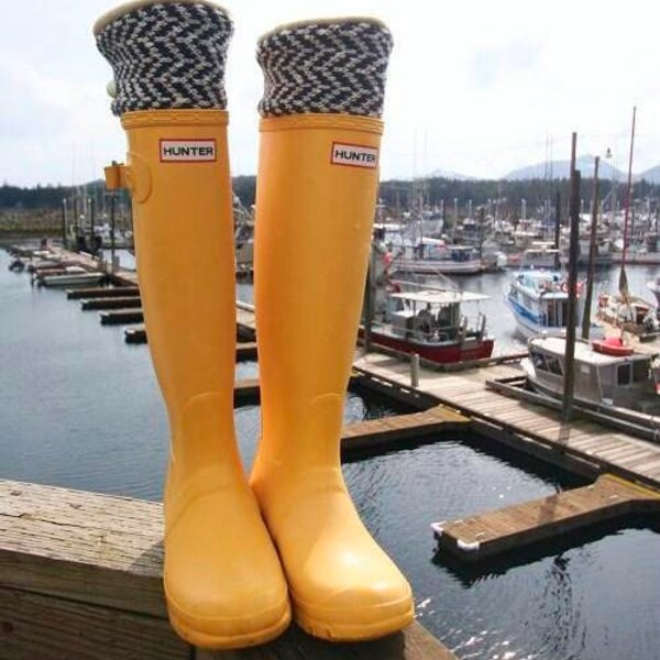 SLUGS Fleece Boot Liners in Tan with Upcylced Sweater Cuff in Tan and Navy  (Sm/Med and Med/Lg).