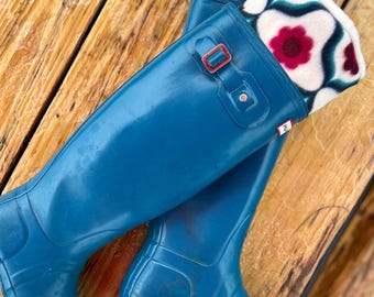 Fleece Regnstövelfoder: Krämfärgad Retro Graphic Manschett - Höga Stövelsockor