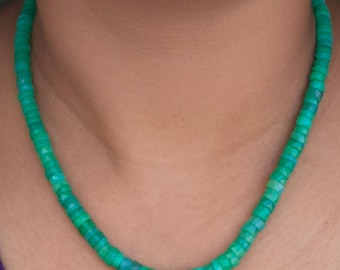 Collana con pietre preziose di crisoprasio: gioielli con perline Heishi sfaccettate di crisoprasio da 6 mm