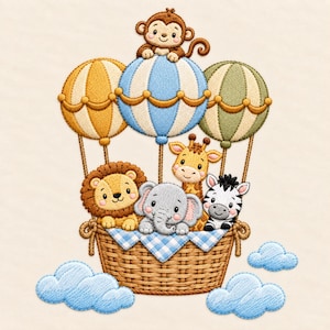 Puede incluir: Un diseño de bordado que muestra una cesta tejida con un león, un elefante, una jirafa y una cebra. Sobre la cesta hay tres globos aerostáticos en amarillo, azul y verde, con un mono sentado en el globo central. Nubes azules rodean la cesta.