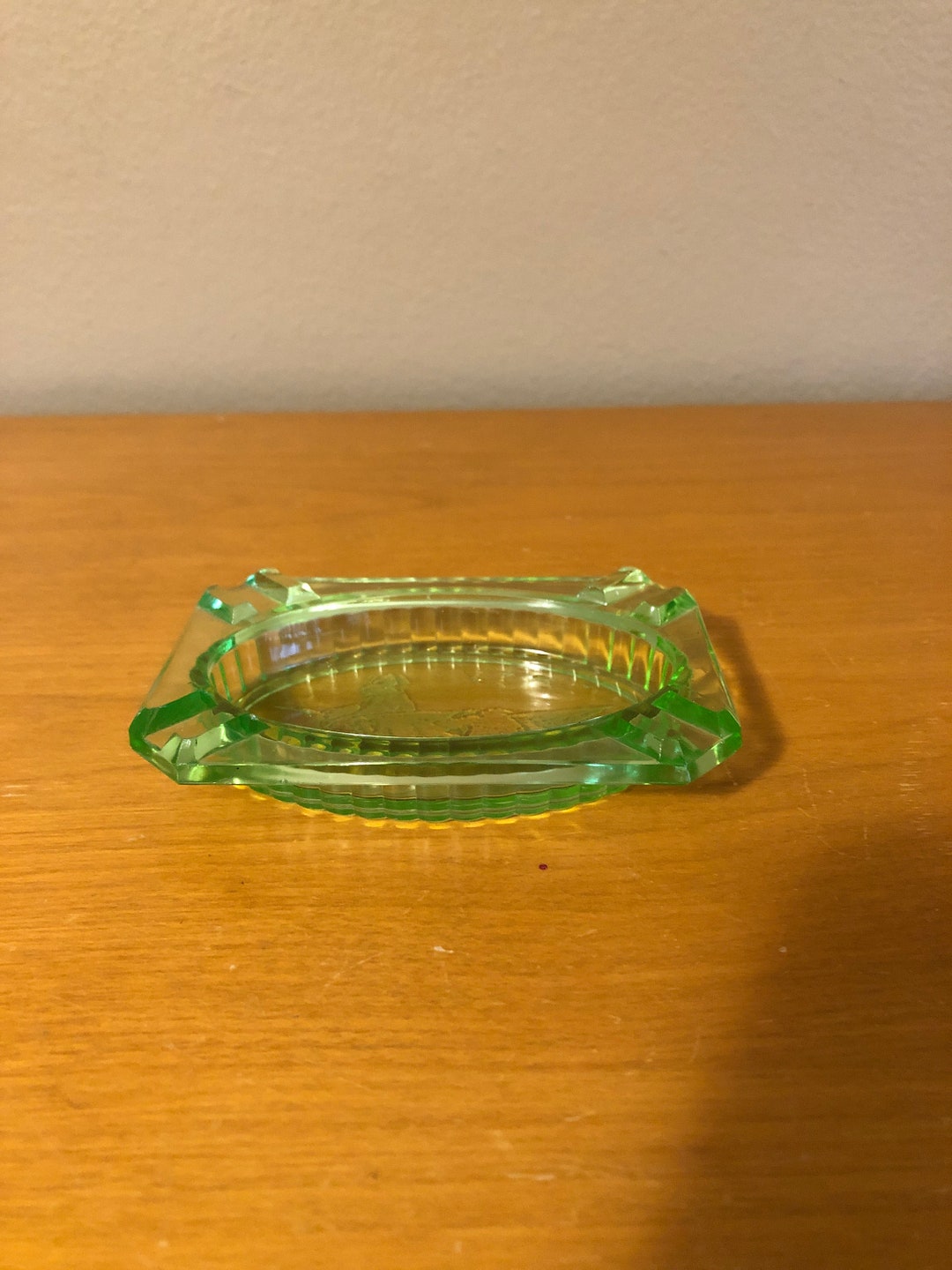 Vintage Green Uranium Glass Ashtray Hunting Dog Scene Etsy