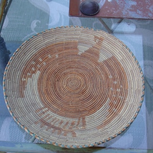 Vintage Central America Winnowing Bowl Basket Harpy Eagle Design