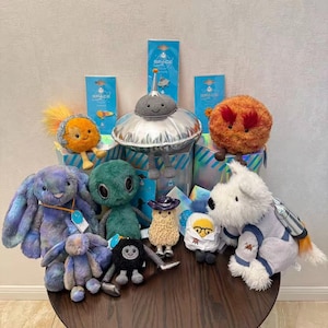 Seltenes Korea Exklusives Jellycat Plüschtier Set | Limitierte Auflage Sammlerstück | Süßes Alien, Roboter, Hund, Sonne & Weltraum Freunde Geschenk
