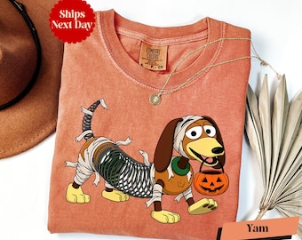Camiseta de manga larga y camiseta de Halloween de Slinky Dog, camiseta de Toy Story para la temporada de Halloween, regalo de Halloween para amantes de los perros de Comfort Colors®, camiseta de calabaza de Slinky Dog