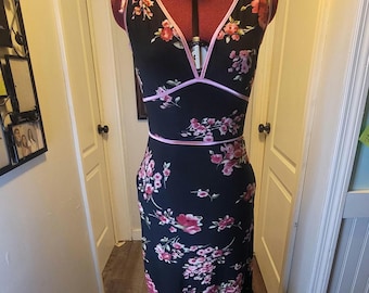 Vintage Y2K FashionFair Floral Mesh Dress with Pink Lettuce Hem – 90s/Early 2000s Midi – Whimsigoth/Fairycore Style