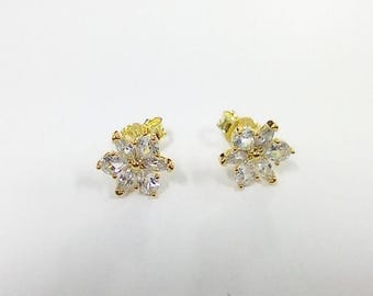 Pandora Sparkling Herbarium Cluster Gold Stud Earrings