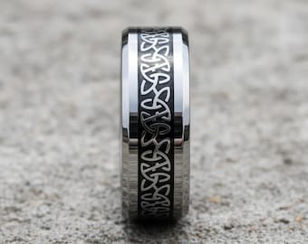 8mm Celtic Knot Tungsten Carbide Ring: Black Carbon Fiber Inlay Wedding Band