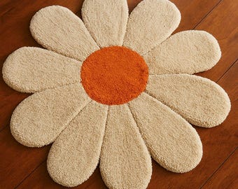 Hand-Tufted Daisy Flower Rug – Cozy Retro Floral Accent Mat