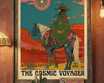 Póster de arte psicodélico vintage del Oeste, paisaje desértico de ciencia ficción, decoración retro surrealista con estampado de vaquero espacial.