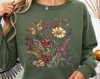 Vintage Pressed Flowers Sweatshirt, Boho Cottagecore Sweater, Botanical Wildflowers Gift, Nature Lover Hoodie, Nature Sweatshirt, Floral Top