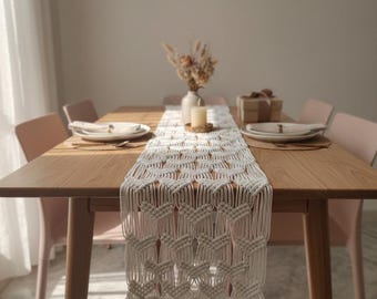Camino de mesa de macramé | Camino de mesa bohemio de algodón hecho a mano | Decoración de mesa rústica neutra | Decoración moderna para el hogar