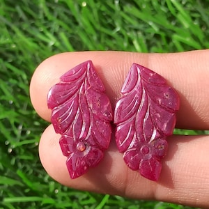 Par de hojas de rubí talladas a mano de 17,35 quilates, tallado mogol de rubí rojo genuino, piedras preciosas únicas para aretes, cabujón de rubí floral.