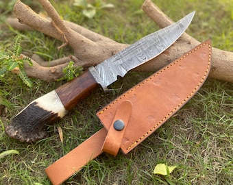 13'' Damascus Steel Hunting Knife: Antler Deer Horn Handle & Leather Sheath