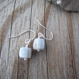 Blue Lace Agate Earrings, faceted gemstone cubes, dangle earrings, periwinkle blue image 4