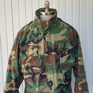 Vintage U.S. Military Cold Weather Field Coat Men&#39;s Size Large