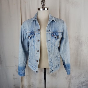 Vintage Made in the USA Levi&#39;s Jean Jacket Men&#39;s Size Small