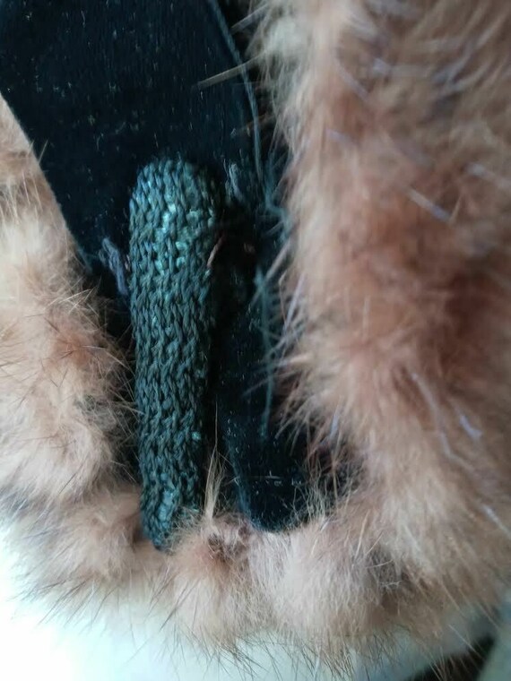 Mid Century Fur Boa - image 4