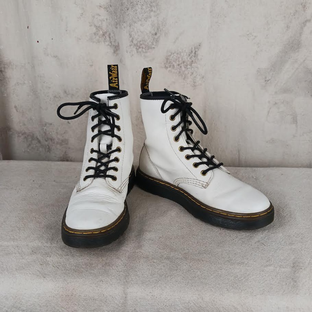 Dr. Martens Zavala White Leather Boots - Women display picture 3