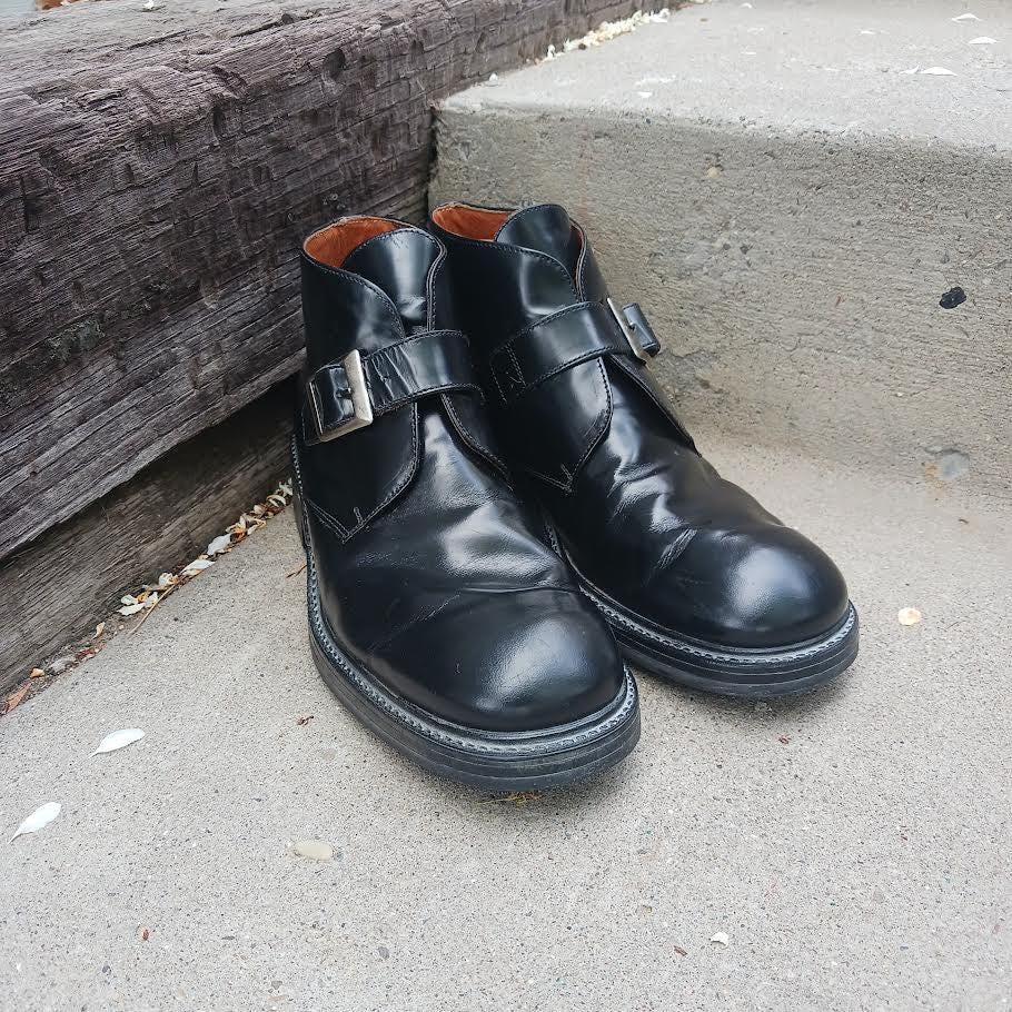 Banana Republic Black Leather Ankle Buckle Boots Men display picture 3