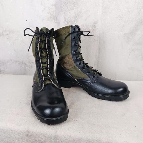 Vietnam Era Unworn US Army Combat Jungle Boots Men's Size 10