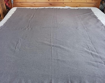 Manta de lana vintage para campamento con extremos cosidos