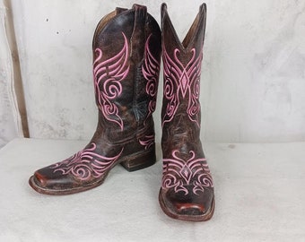 Handcrafted Brown Leather Circle G Cowgirl Boots With Pink Embroidery Women&#39;s Size 6 1/2