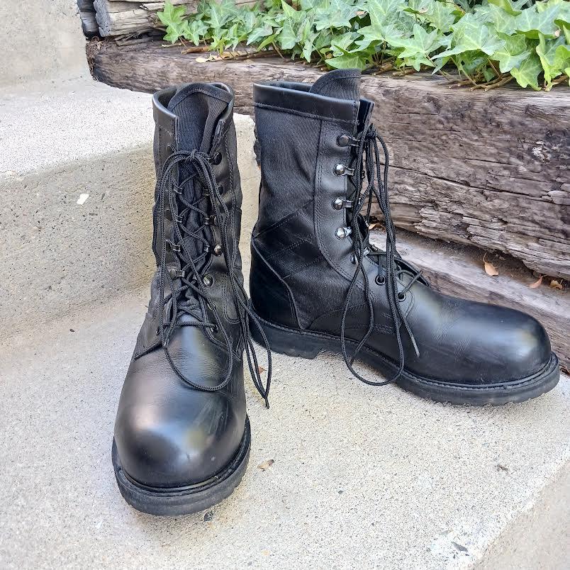 Vintage 1992 Wolverine Military Combat Boots Mens 9 R Black Leather Lace Up WDYWT] Copped some vintage 1992 wolverine motorcycle boots  main image 4