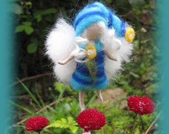 Little guardian angel, waldorf inspired, felted