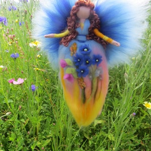 Garden flower Fairy, Waldorf inspried wool needle felted doll image 4