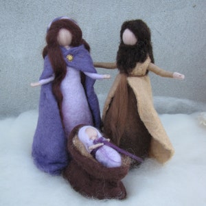 Needle felted and wet felted Nativity Set (3 Size Options) felted, Holy Family