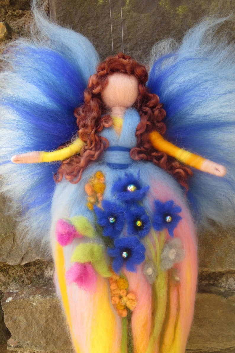 Garden flower Fairy, Waldorf inspried wool needle felted doll image 2