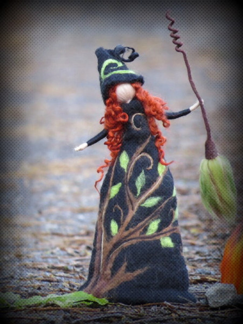 Witch IVY, waldorf inspired felted doll image 2