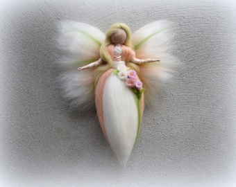 Calla Lilly, aguja de fieltro inspirada en Waldorf, lana