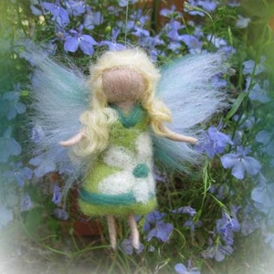 KIM Little flower fairy needle felted waldorf