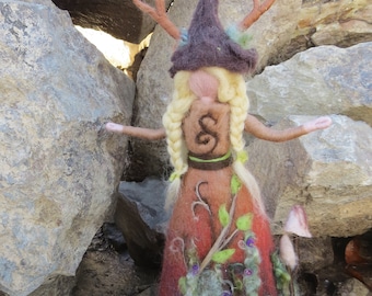 Woodland fairies/Pixies felted from Wool, Waldorf, wool doll price per pc