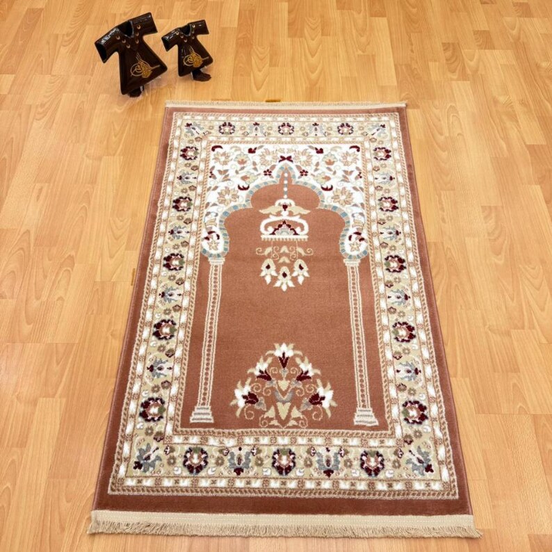 Terracotta Traditional Wool Prayer Rug | Handmade Islamic Mat | 80x125 ...