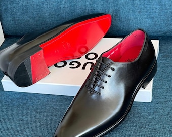 Zapatos planos de charol negro Dandelion de Christian Louboutin para hombre, zapatos oxford de cuero hechos a mano.