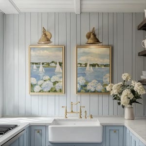 Set med 2 väggdekorationer i strandstil med cottagecore | Preppy blommigt tryck med segelbåt från Grandmillenial-tiden, nedladdningsbar konst, SUM101