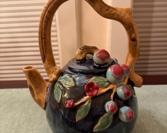 Vintage Majolica Style Teapot with 3D Berries/Vine Branch Pottery 32oz