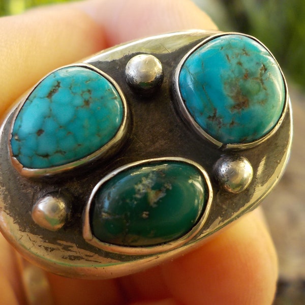 Anillo vintage de plata de ley con diseño de nativos americanos, con diseño de red de agua verde, azul y turquesa, tamaño 10,75+, firmado ZXX o XXZ, 3 piedras, 3 puntos navajos, gota de lluvia, ovalado pesado