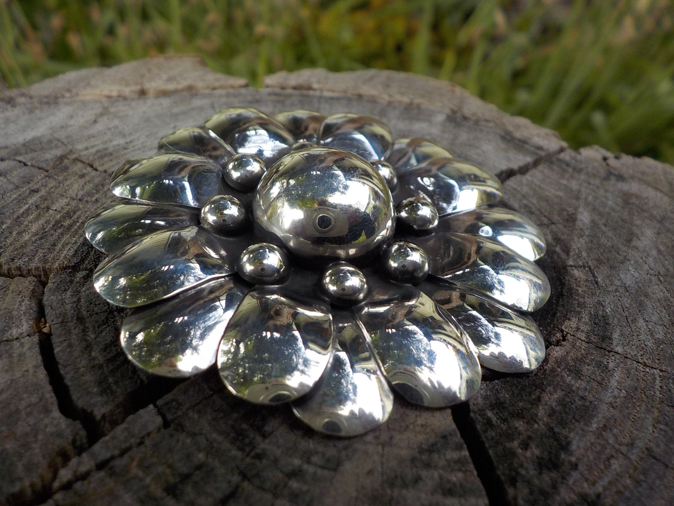 アクセサリー Vintage Mexican Jewelry sunflower taxco Large 2.25